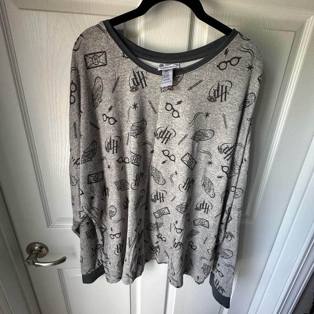 Warner Bros. Harry Potter Gray Tee